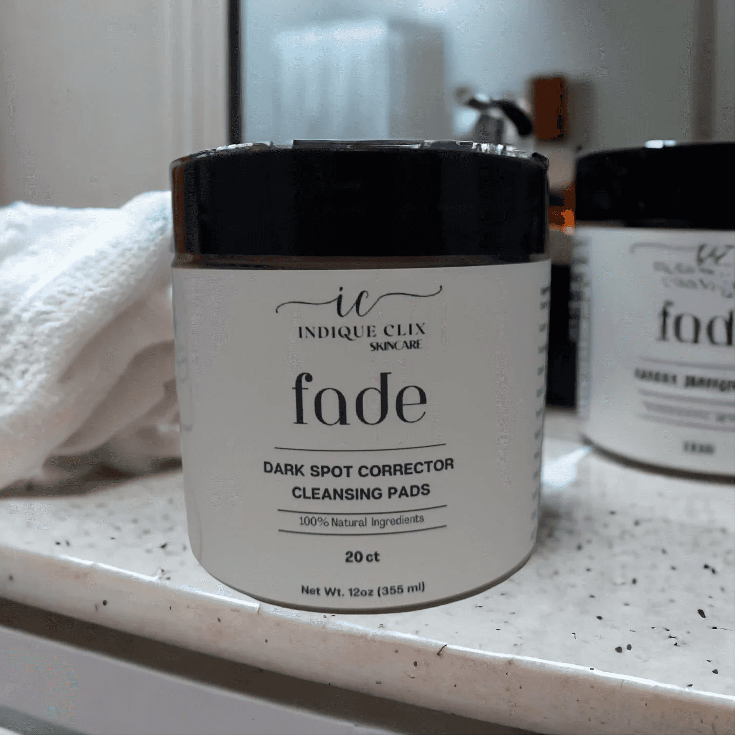 FADE | Dark Spot Corrector Cleansing Pads - IndiqueClix Natural Skincare 